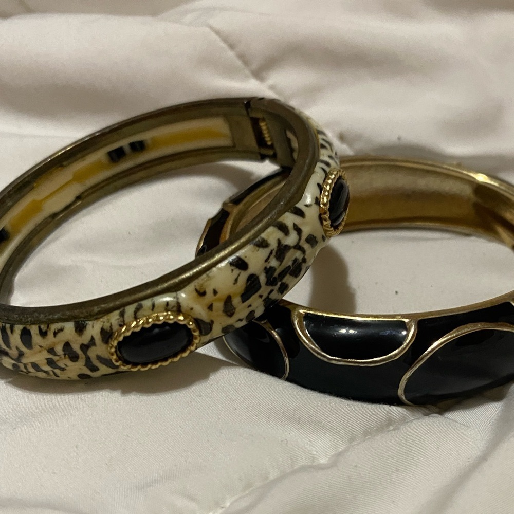 Black Gold Leopard Print Bangle Set Hinged